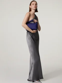 Abendkleid aus fliessendem Satin