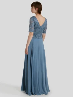 Abendkleid mit Spitze