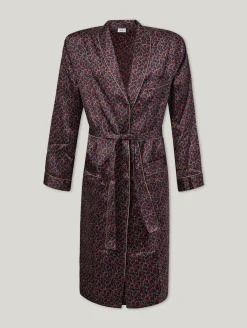 Bademantel aus Seide