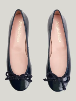 Ballerinas mit Schleife