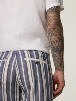 Bermudas mit Streifen