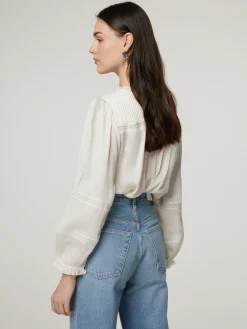 Bluse mit Spitzen-Einsätze