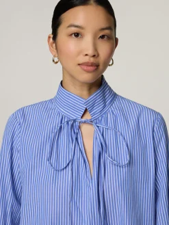 Bluse mit Stehkragen