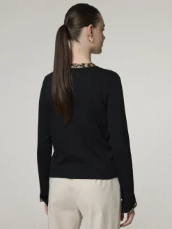 Cardigan mit Leo-Details