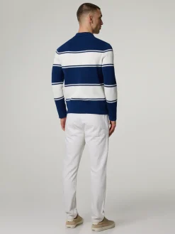 Chino im Tapared Fit