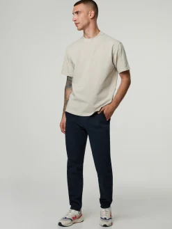 Chino im Tapered Fit