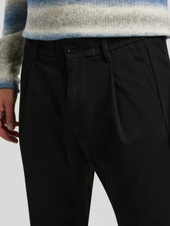 Chino im Tapered Fit CHASY