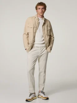 Chino mit Bundfalten