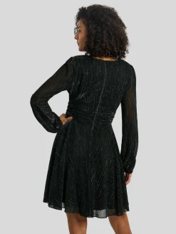 Cocktailkleid mit Schimmer