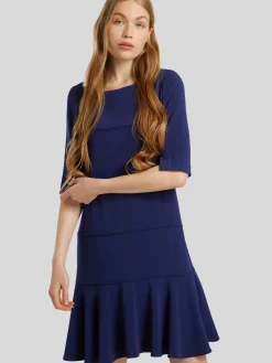 Cocktailkleid mit Stufen