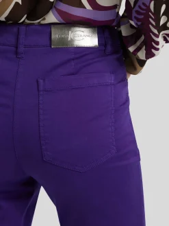 Colourdenim mit Babyflare