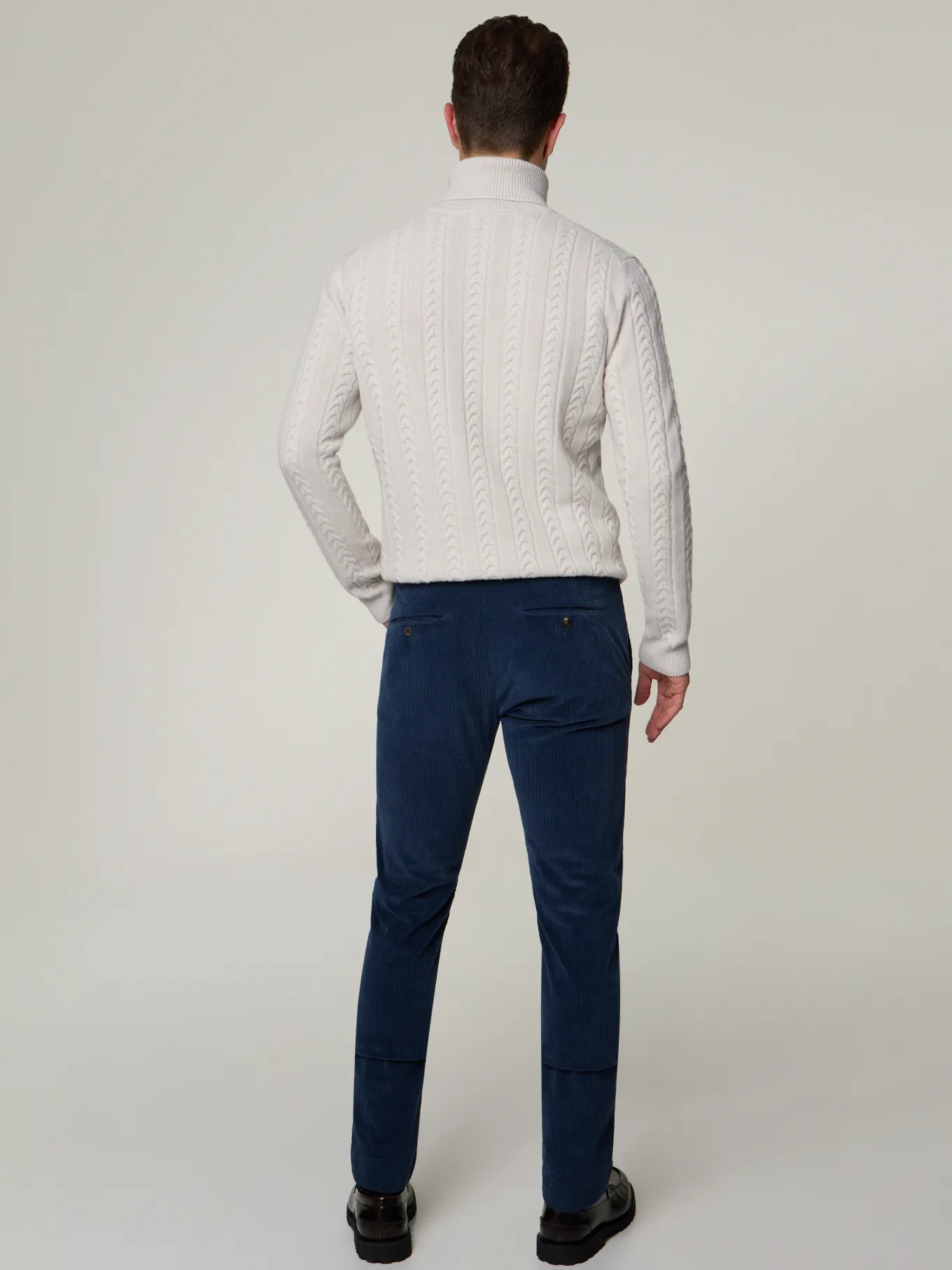 Cordhose im Regular Fit MANTOVA