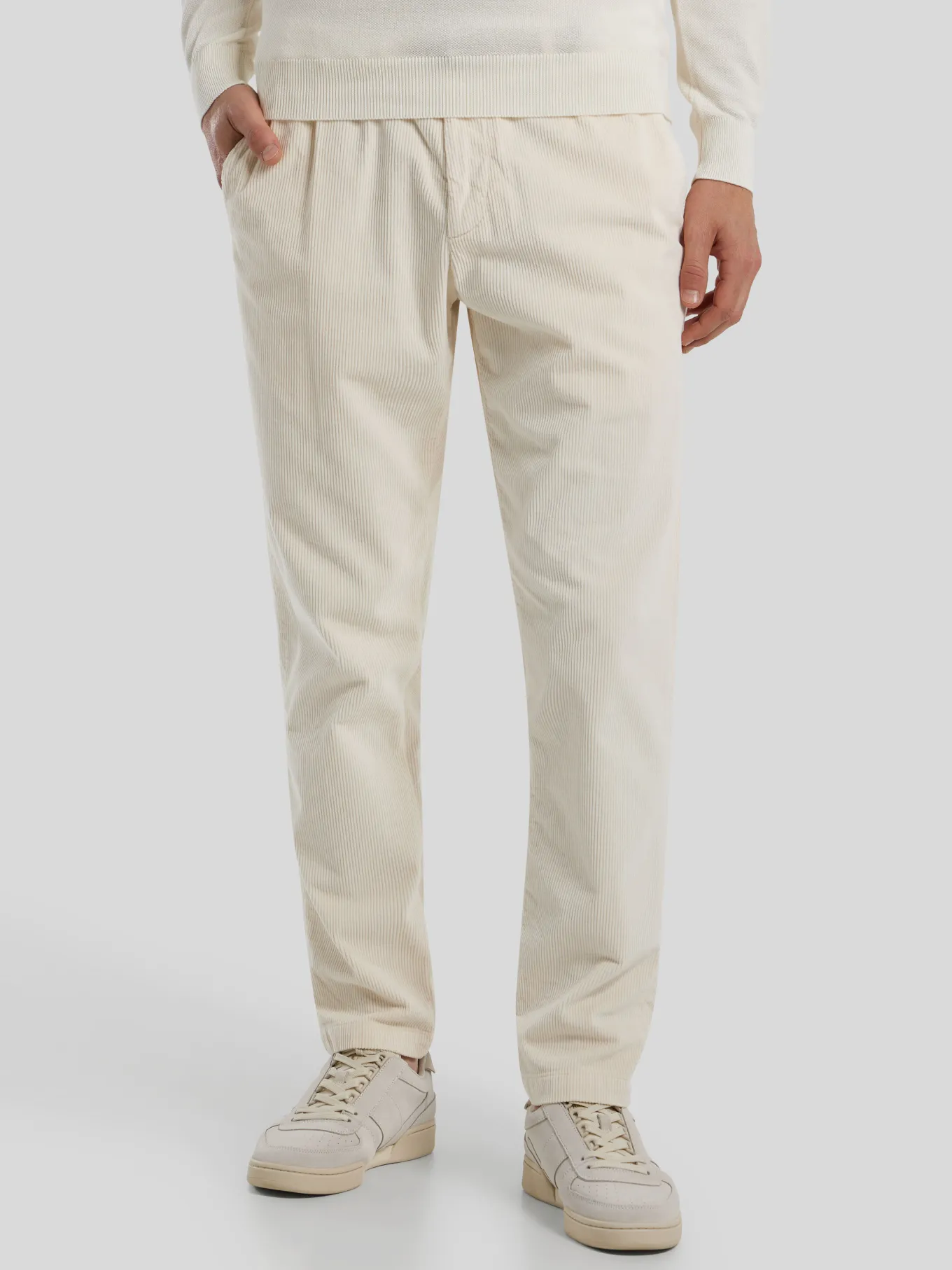 Cordhose im Slim Fit GREC