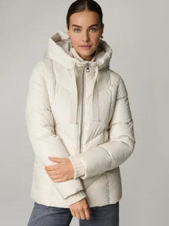 Daunenjacke im Shaped Fit