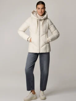 Daunenjacke im Shaped Fit