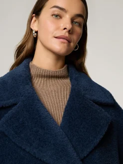 Doppelreihiger Mantel