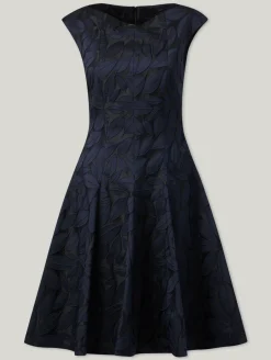 Etuikleid aus Jacquard