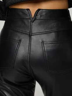 Fivepocketlederhose im Slim Fit