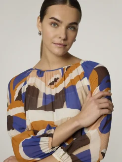 Fliessende Bluse mit Seide