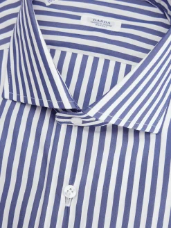 Hemd mit Streifen