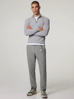 Hose im Regular Fit GREC