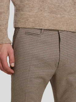 Hose im Regular Fit KREW