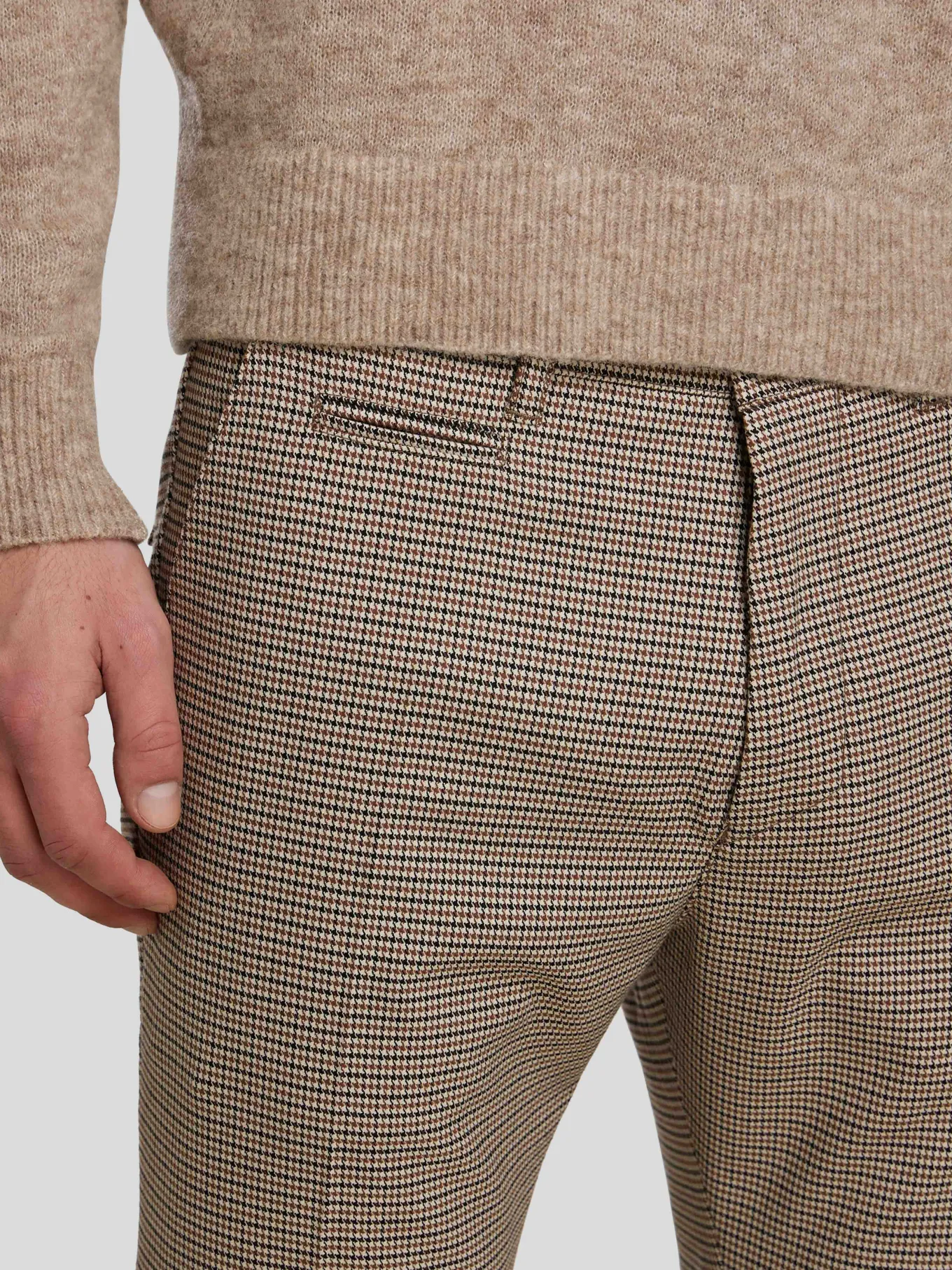 Hose im Regular Fit KREW