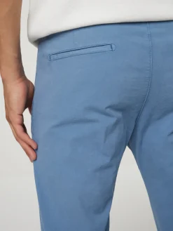 Hose im Tapered Fit CHASY