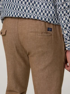 Hose mit Leinen