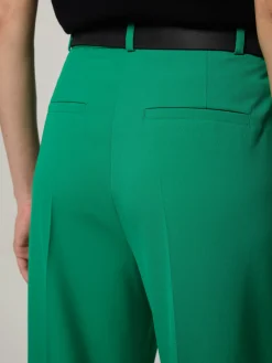 Hose mit weitem Bein