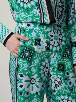 Hose mit weitem Bein