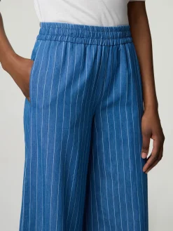 Hose mit weitem Bein