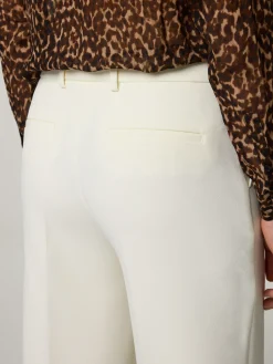 Hose mit weitem Bein