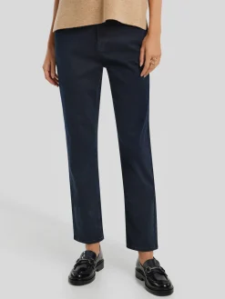 Jeans im Feminin Fit CAROLA