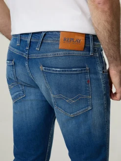 Jeans im Slim Fit ANBASS