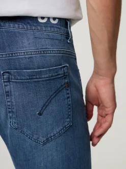 Jeans im Slim Fit GEORGE