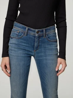 Jeans im Slim Fit PARLA