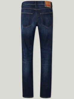 Jeans im Slim-Fit D-STRUKT