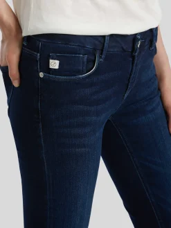 Jeans im Straight Fit