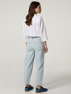 Jeans im Tapered Fit SKY