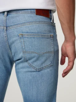 Jeans im Tapered Fit STANLEY