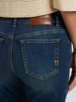 Jeans mit Kick Flare