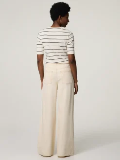 Jeans mit weitem Bein