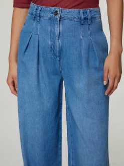 Jeans mit weitem Bein