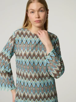 Kleid mit Lochstickerei