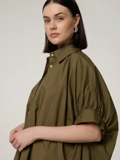 Kurzarmbluse im Oversized Fit