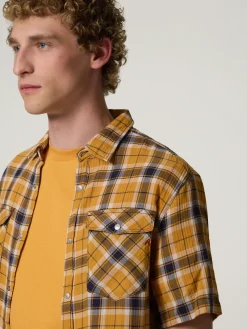 Kurzarmhemd im Regular Fit