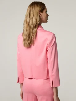 Kurze Jacke mit Kentkragen