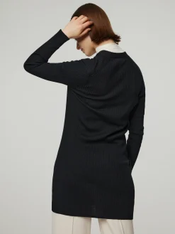 Lange Strickjacke mit Seide