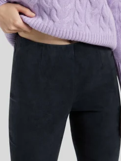 Lederhose aus Velour